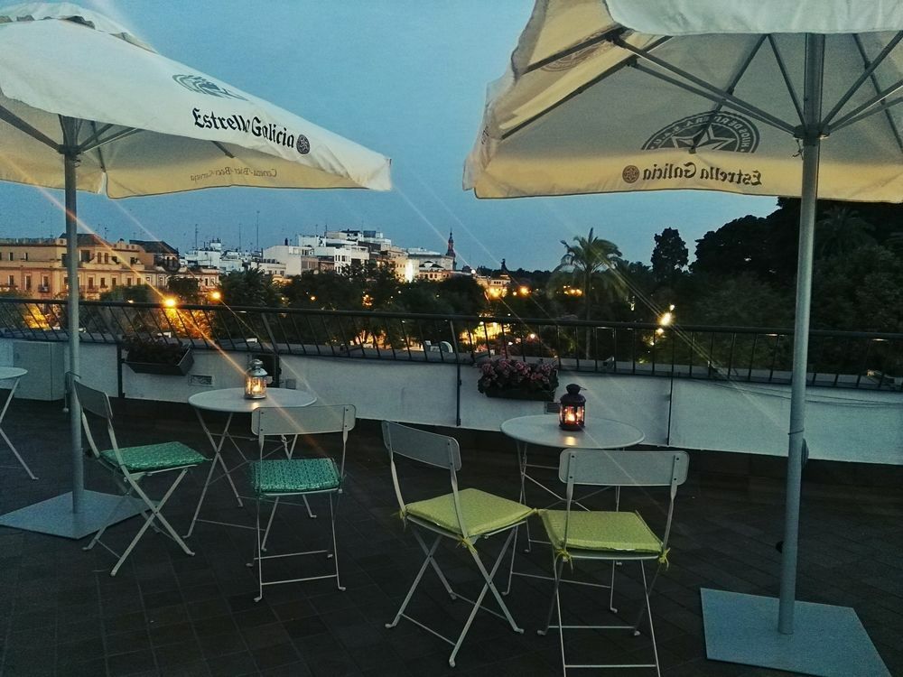 Basic Hotel Dona Manuela Sevilla Exterior foto
